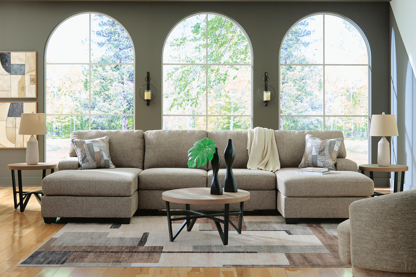Newellen Sectional with Chaise