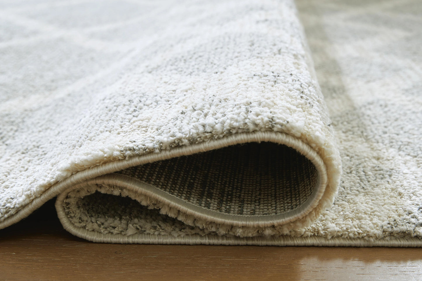 Unawick Medium Rug