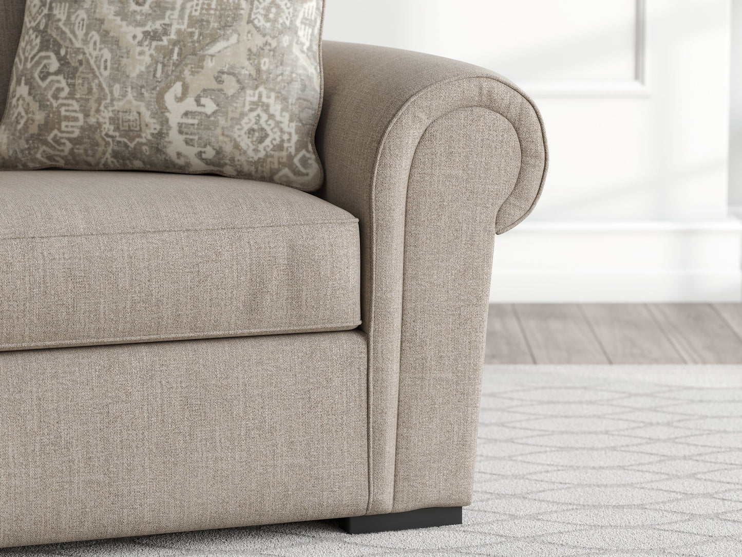 Sararose Oversized Chair
