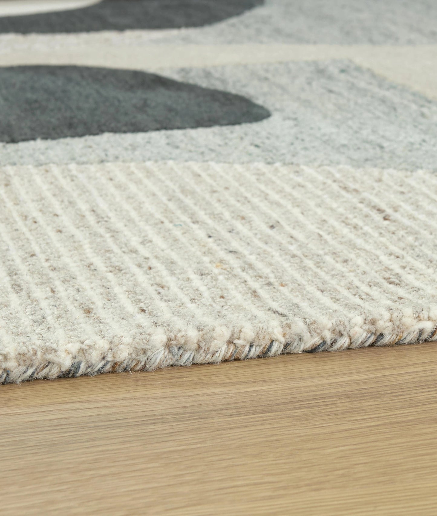 Edrickhill 8' x 10' Rug