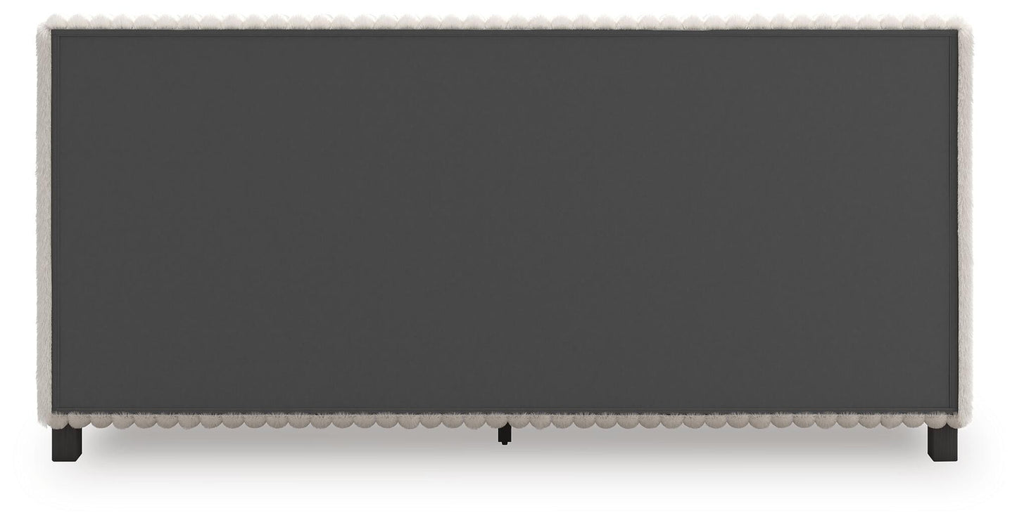 Zuraleus Bed