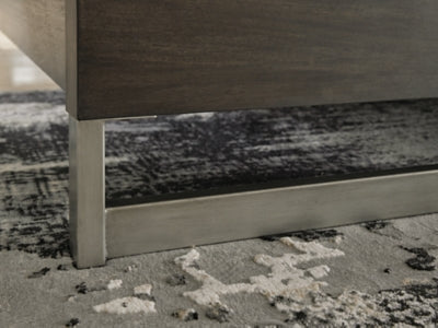 Arkenton King Bedroom Set