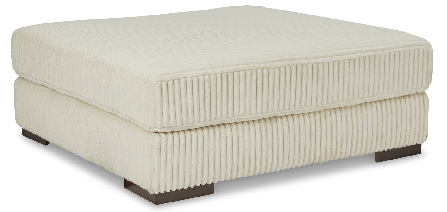 Lindyn Ottoman