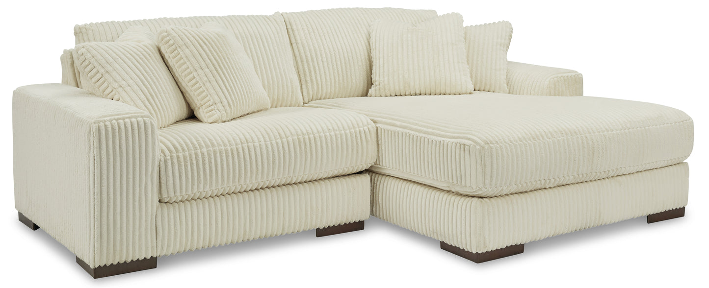Lindyn 2-Piece Right Chaise Sectional