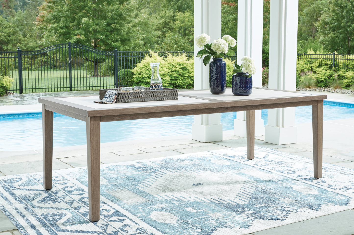 Rainier Ranch Outdoor Dining Package