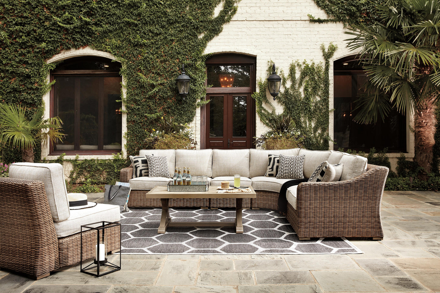 Beachcroft Outdoor Seating Set