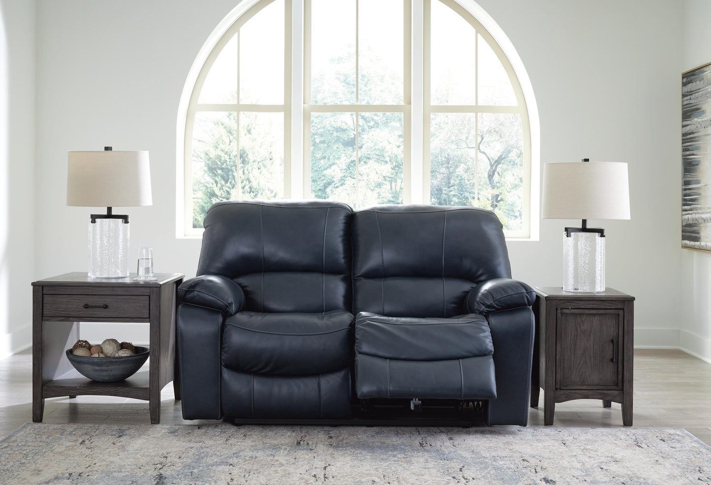 Leesworth Living Room Set