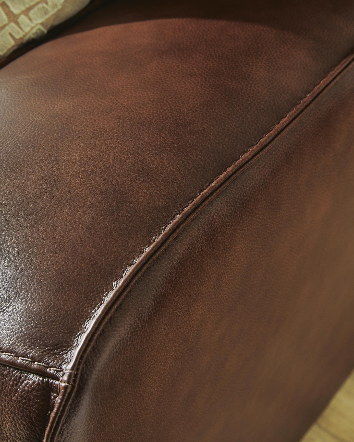 DeepWakes Power Reclining Loveseat with Console