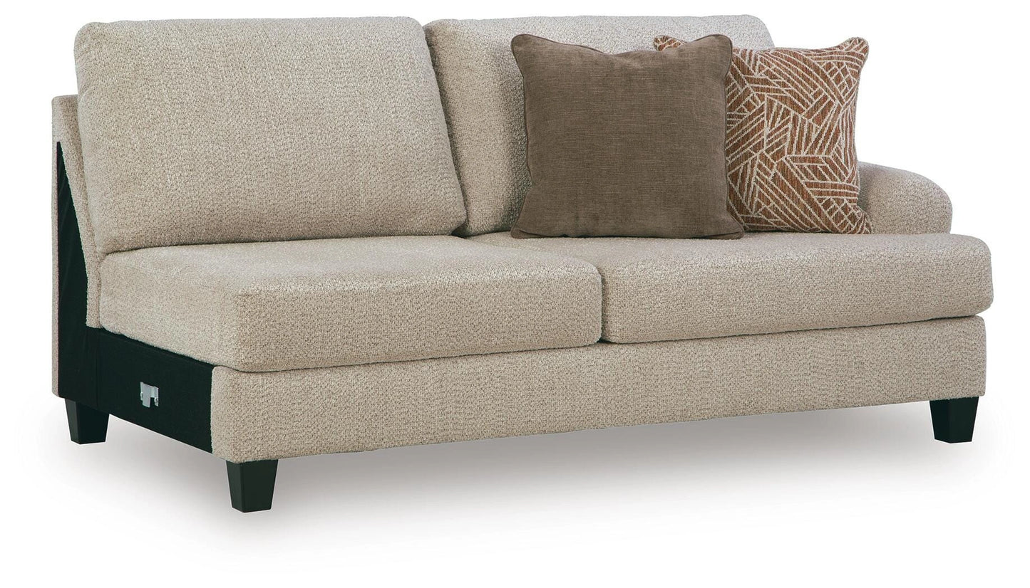 Steelwater Retreat Sectional with Chaise