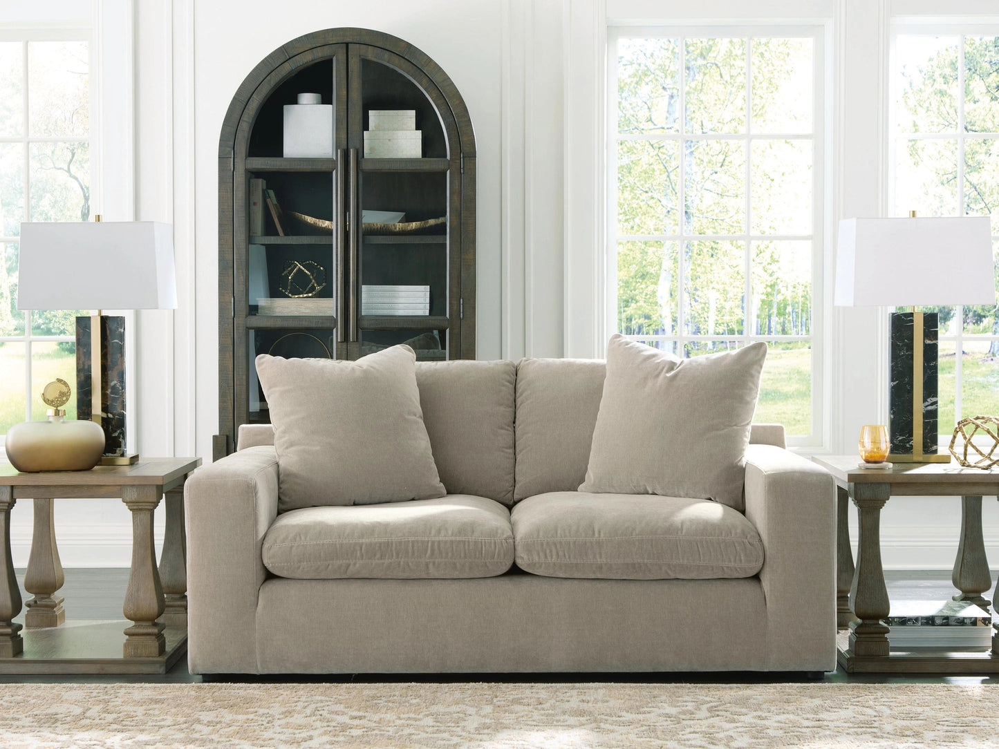 Maxton Heights Loveseat
